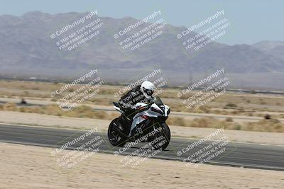media/May-25-2025-TrackXperience (Sun) [[393a69de75]]/Level 1/Session 5 (Speed Pans)/